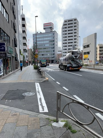 広栄ビルの周辺