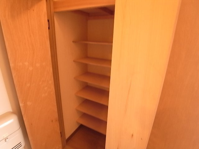 グランヴェールの収納|グランヴェール（1LDK）