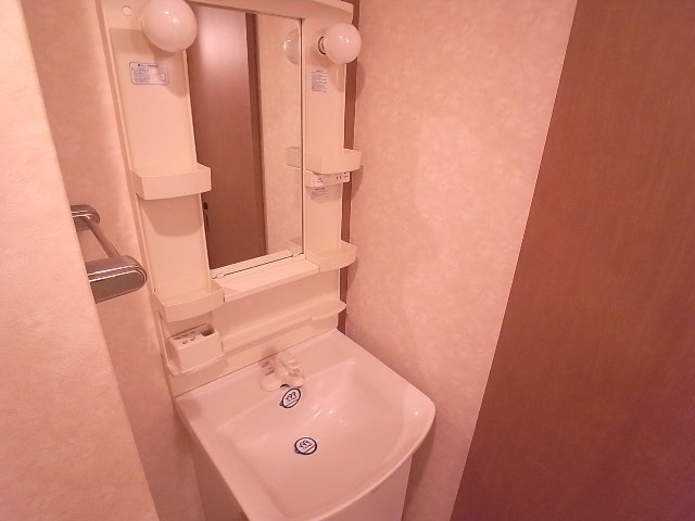 グランヴェールの独立洗面台|グランヴェール（1LDK）