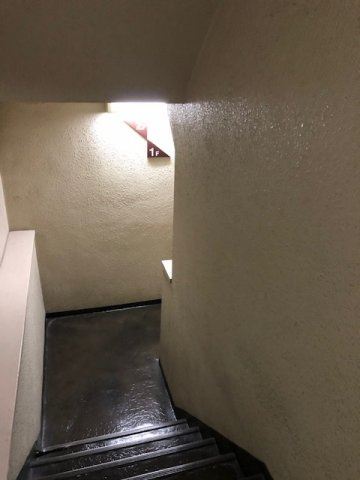 原田ビルのロビー