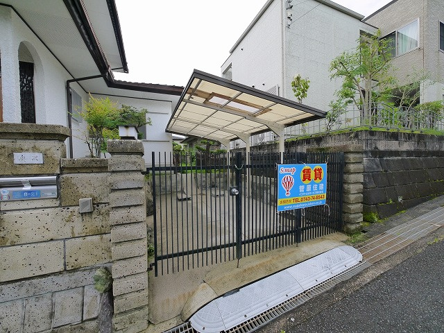 あすか野南戸建の駐車場