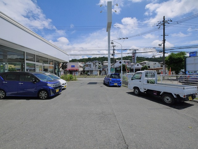 小明町　あど店舗の駐車場