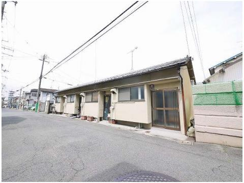 春日荘苑のその他共用部分|明るい共有スペースです。