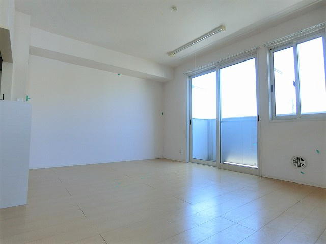 エミネンスの居間・リビング