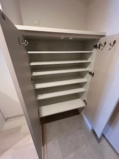 SERENiTE江坂四番館の収納|たっぷりとした収納スペースです