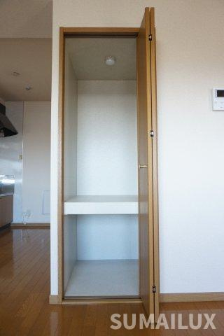 熊本市東区長嶺南８丁目の賃貸マンションの収納