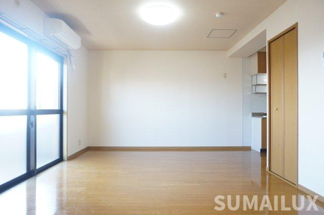 熊本市東区長嶺南８丁目の賃貸マンションの居間・リビング