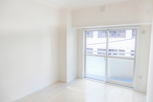 港区海岸３丁目の賃貸マンションの洋室