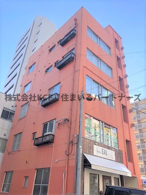 大手町ビルの外観|おしゃれな外観です