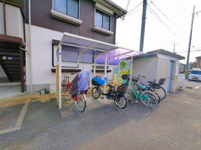 クレールコートＢのその他共用部分|ゆったりとした駐輪スペース