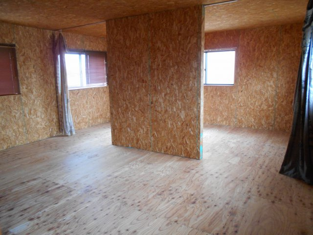 川越市下広谷　中古戸建の内装|全体で２１帖ある多目的ホール