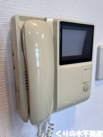 【セキュリティ】 | ラ・コーベルⅡ | モニター付きインターホン完備