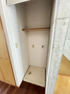 【設備】 | ラ・コーベルⅡ | 室内洗濯機置き場