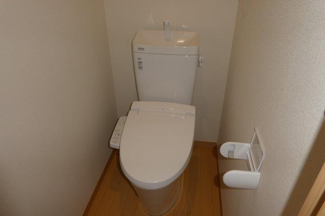 サンリーフＡのトイレ|ウォシュレット付き