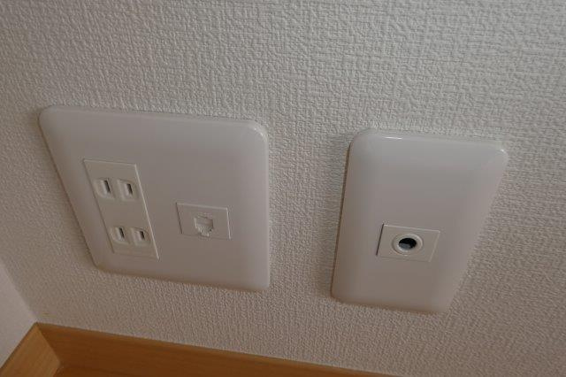 サンリーフＡの設備|電話モジュラー