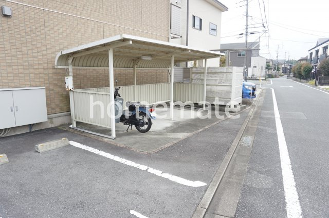 グリーンウッド立田の駐車場