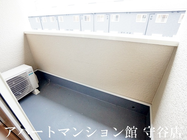 ヴェール　ポポラのバルコニー