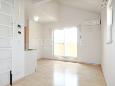 【居間・リビング】 | スターブルⅡ | 使いやすいリビングです