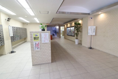 【エントランス】 | 大淀町スカイハイツ | 建物の内部です