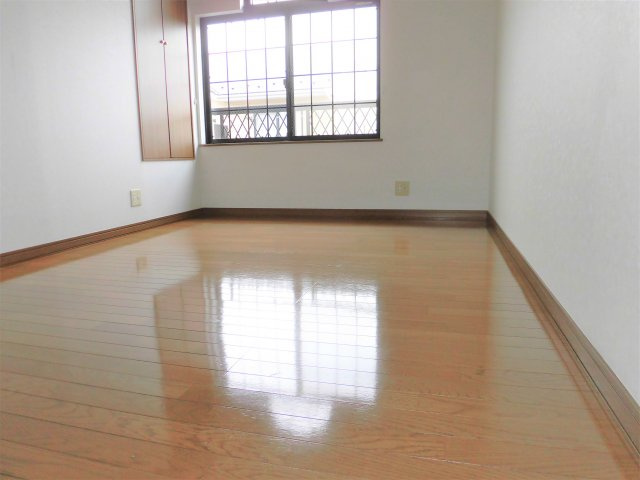 リベルテＡの洋室