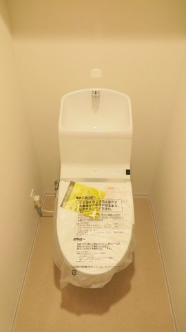 エスリードOSAKAMID westのトイレ