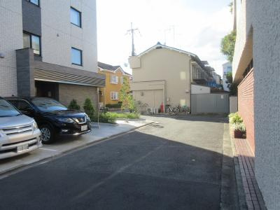 トサキパークコート西京極の周辺|前面道路