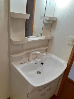 【洗面所】 | メゾン・ド・フラン | 使いやすい洗面所です