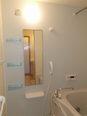 【浴室】 | メゾン・ド・フラン | コンパクトで使いやすいお風呂です