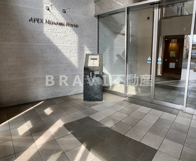 エイペックス南堀江　BRAVI不動産のエントランス|【エイペックス南堀江】エントランスです