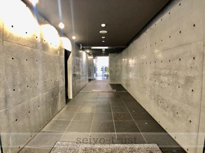 【エントランス】 | ライフメント平和大通り