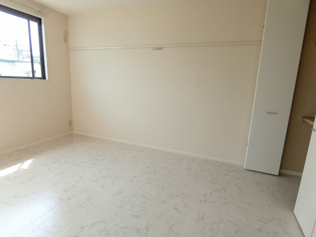 グランメールＡ棟の洋室