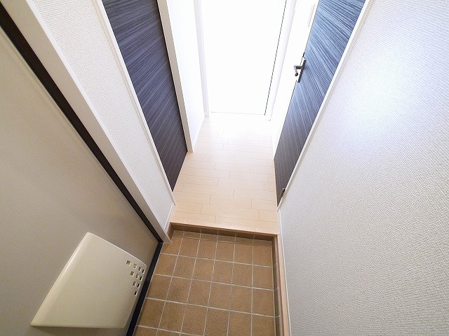 グリーンメゾン菰川Cの玄関|毎日通る玄関はこちらです