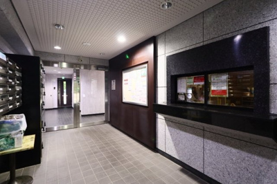 【エントランス】 | バルミー六本木