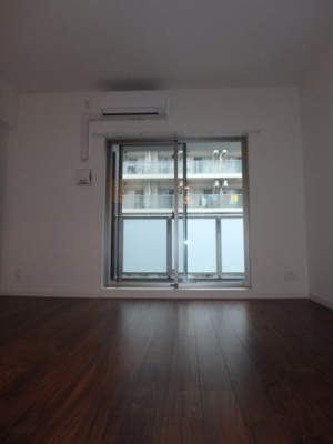 【寝室】 | レオンヴァリエ大阪ベイシティⅡ