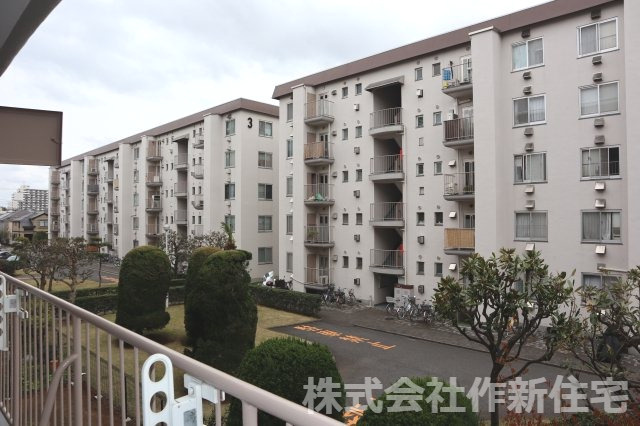 谷津遊園ハイツ　2階の展望