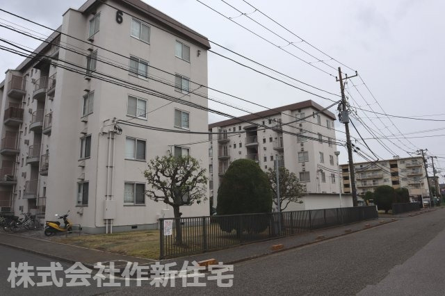 谷津遊園ハイツ　2階の外観