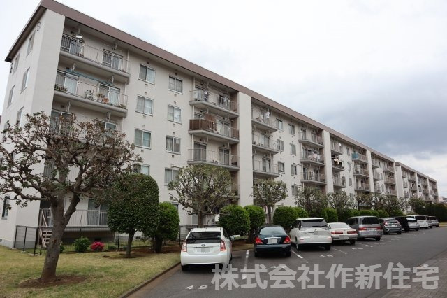 谷津遊園ハイツ　2階