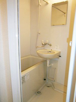 【浴室】 | ジアーズ