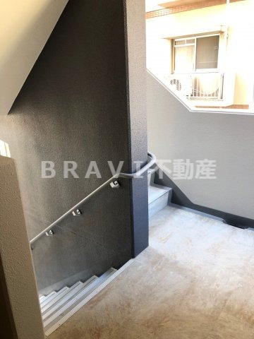 ファステート大阪城東グリッジ　BRAVI不動産のその他共用部分|【ファステート大阪城東グリッジ】非常階段