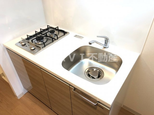 ファステート大阪城東グリッジ　BRAVI不動産のキッチン|【ファステート大阪城東グリッジ】使いやすいキッチンです