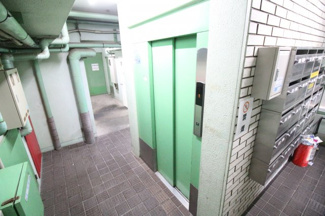 【その他共用部分】 | エレベーターを完備したマンション♪