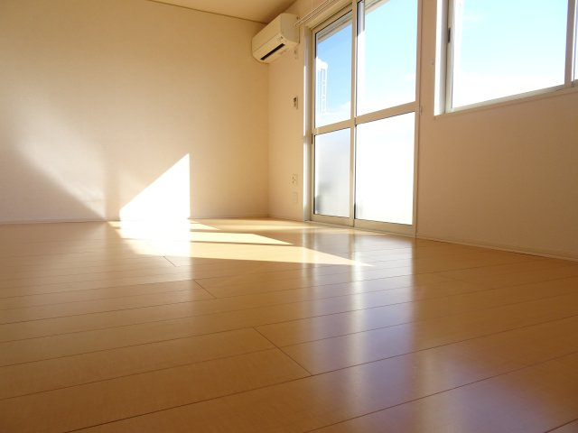 ONE PIECEの居間・リビング