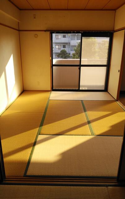 熊本市中央区八王寺町の賃貸マンションの和室