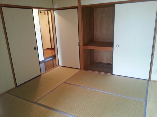 熊本市中央区八王寺町の賃貸マンションの寝室