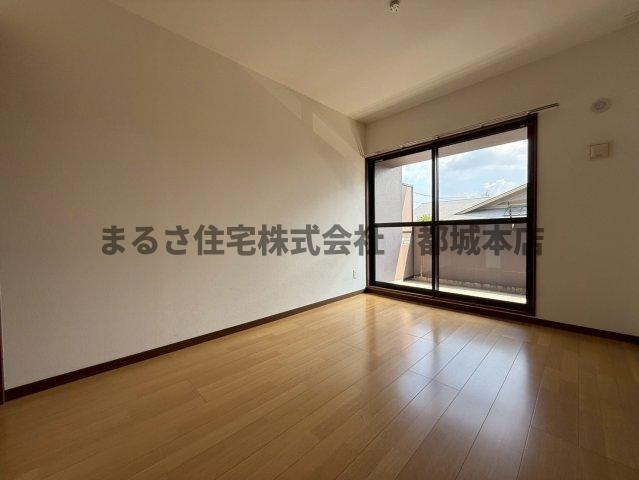 Ｎｏａｈ天神の洋室