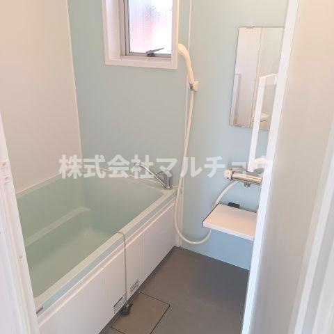 ハイツ伸城の浴室