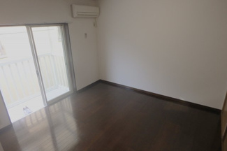 【洋室】 | サン佳苑