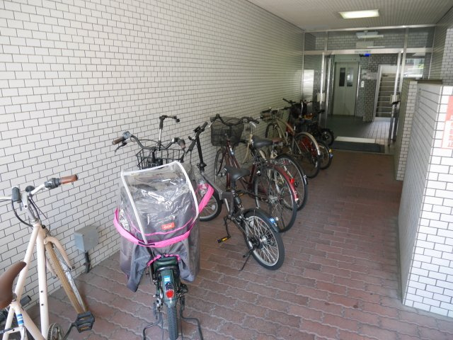 【その他共用部分】 | ホワイトピア博多駅南 | ホワイトピア博多駅南の駐輪場