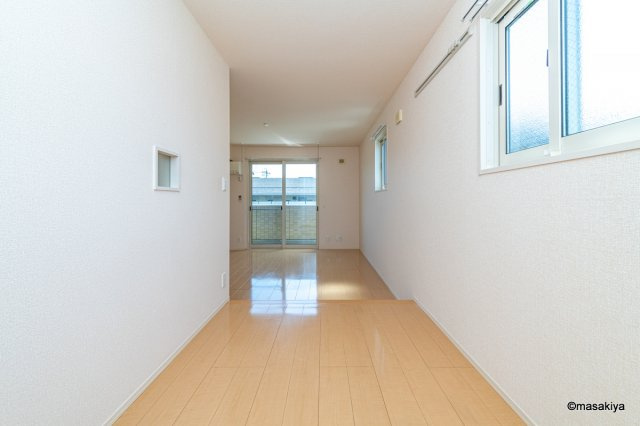 イナダ　バイシュラインの居間・リビング