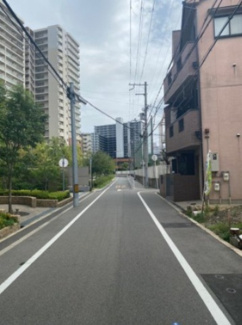 【前面道路含む現地写真】